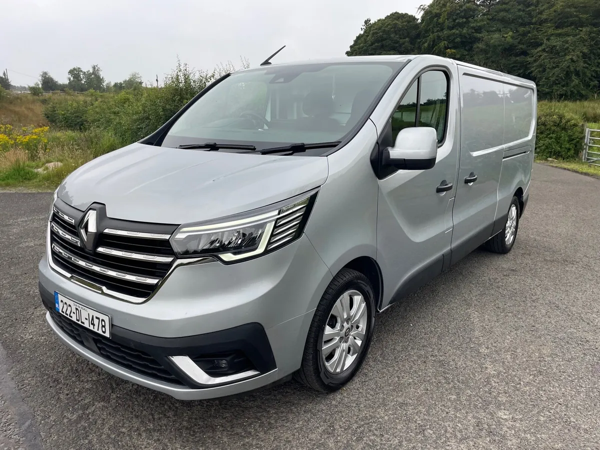 Renault trafic 2022 - Image 2