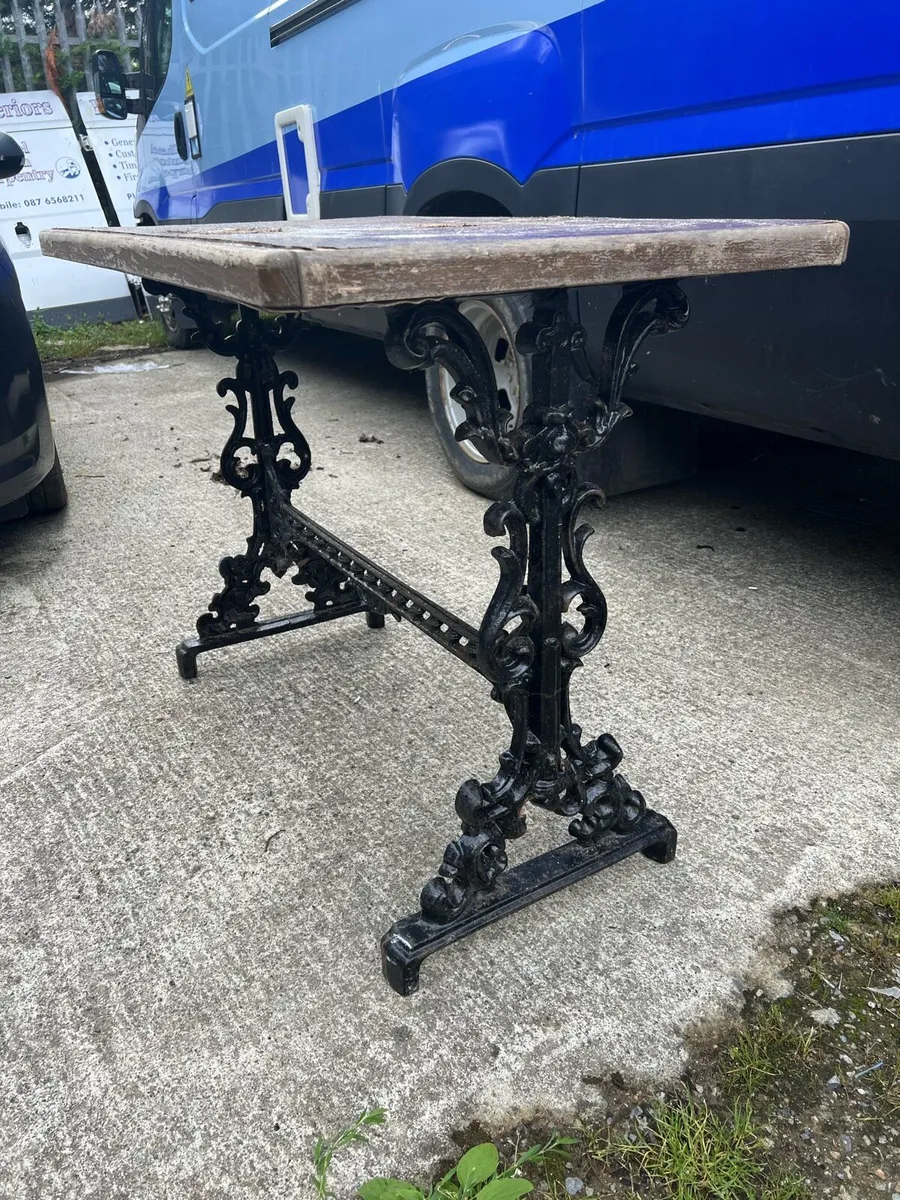 Cast iron tables - Image 1