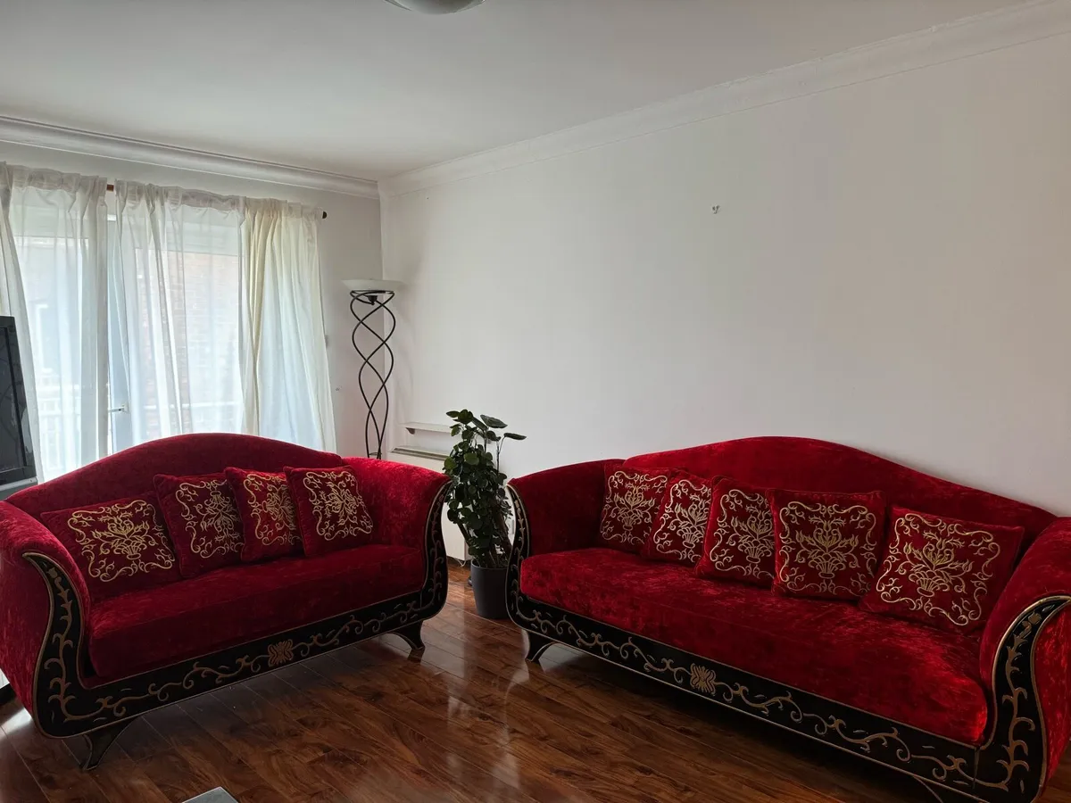 Sofa set for sale - Image 1
