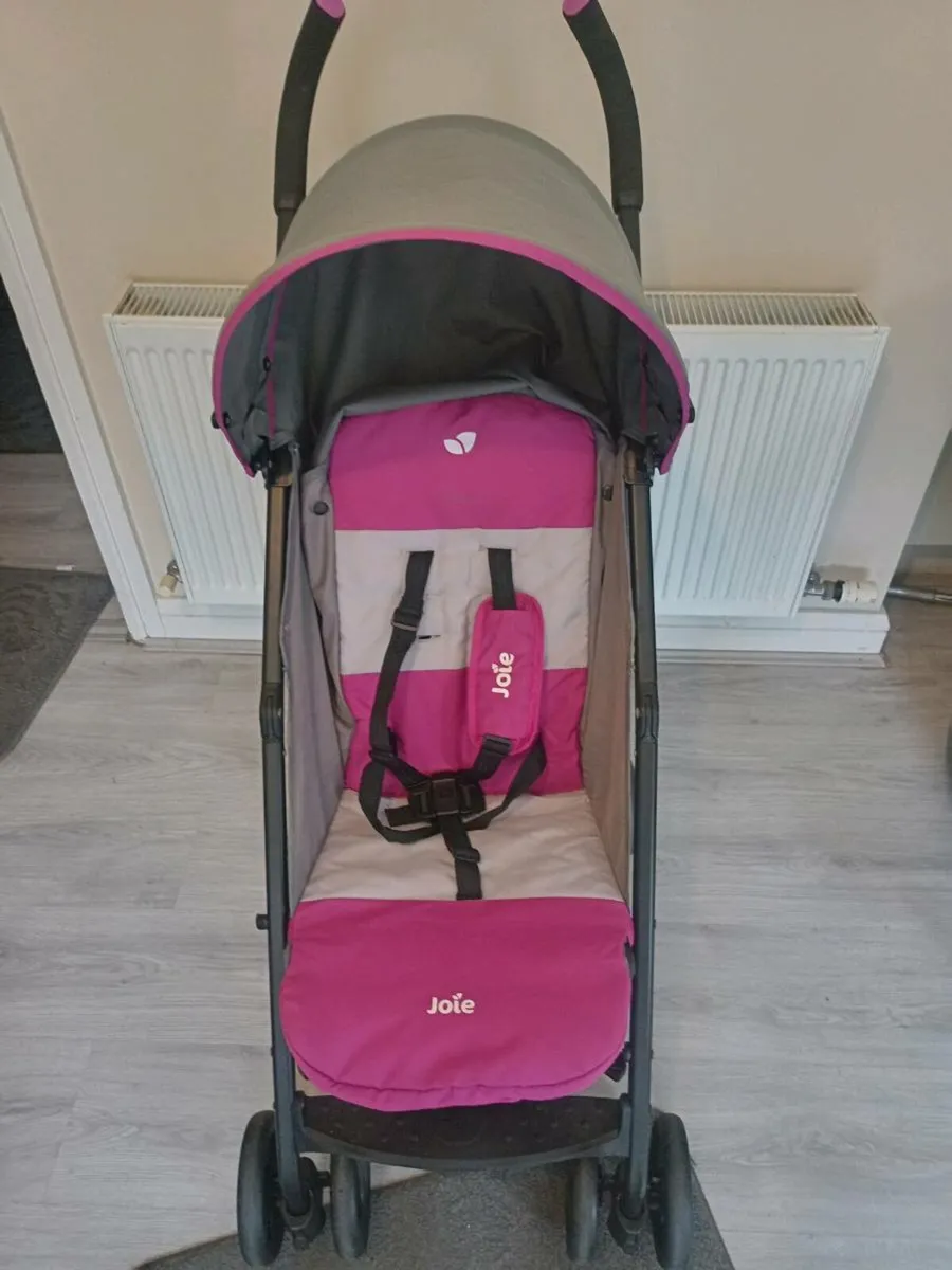 Joie baby's buggy. No rain cover's - Image 4