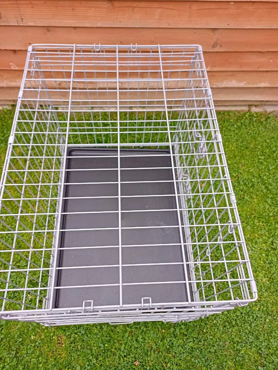 Medium dog travel crate. - Image 3