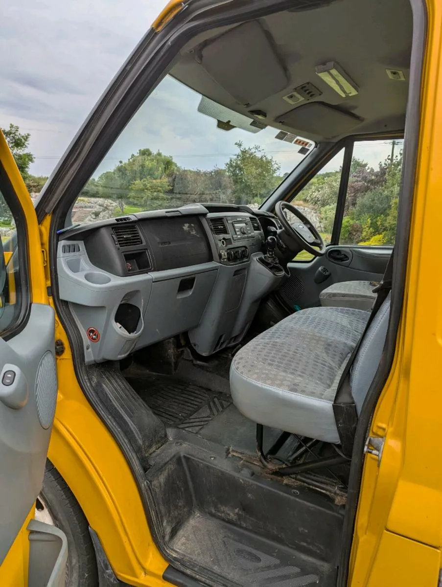 Ford Transit - Image 3