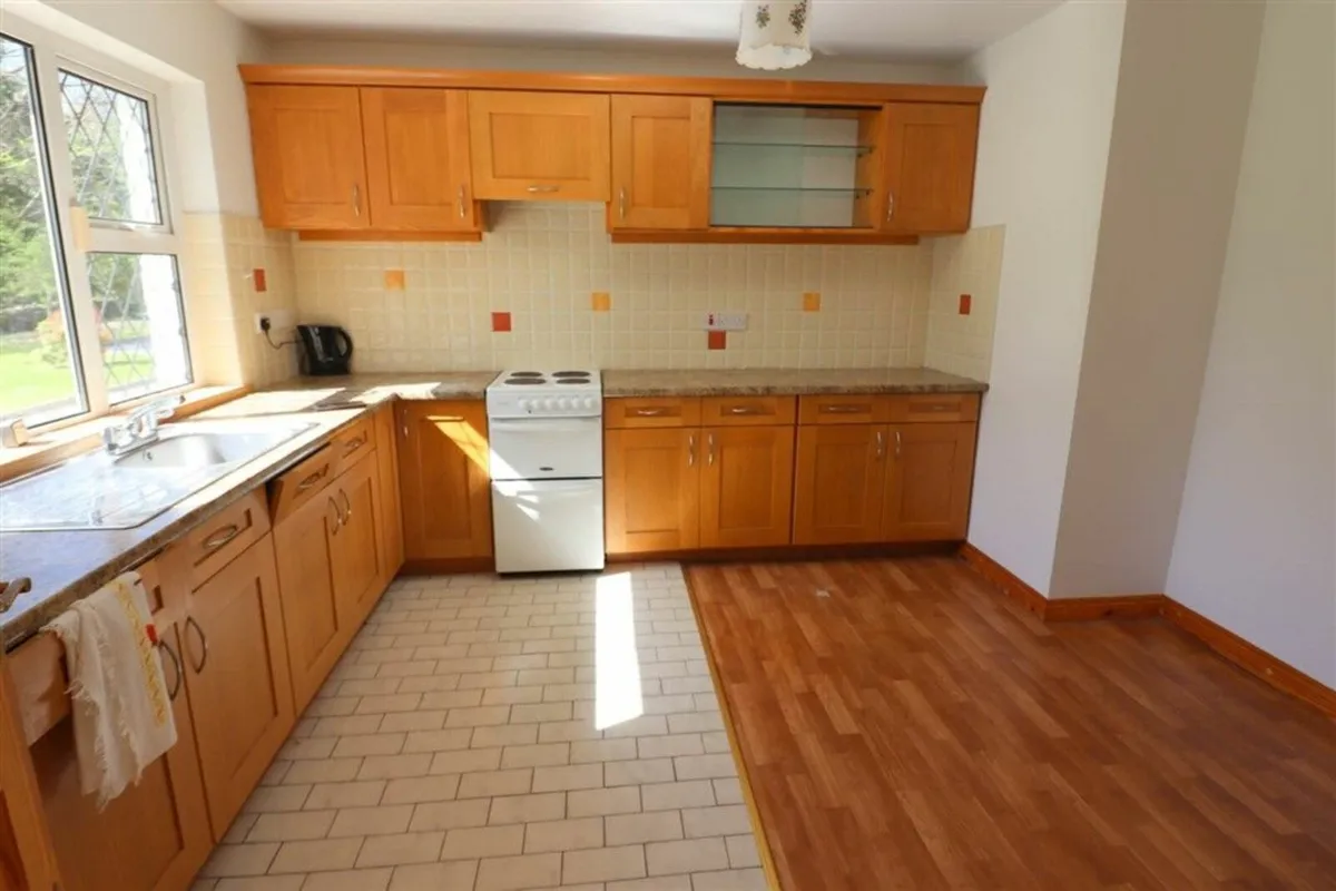 Kitchen Cabinets - Image 2