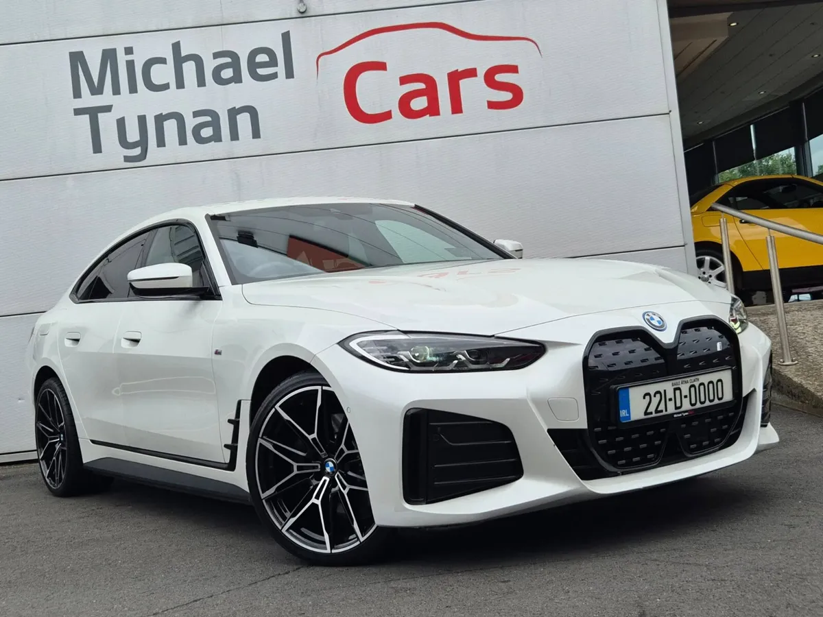 2022 BMW i4 M Sport 40, 20" Alloys, Camera - Image 4