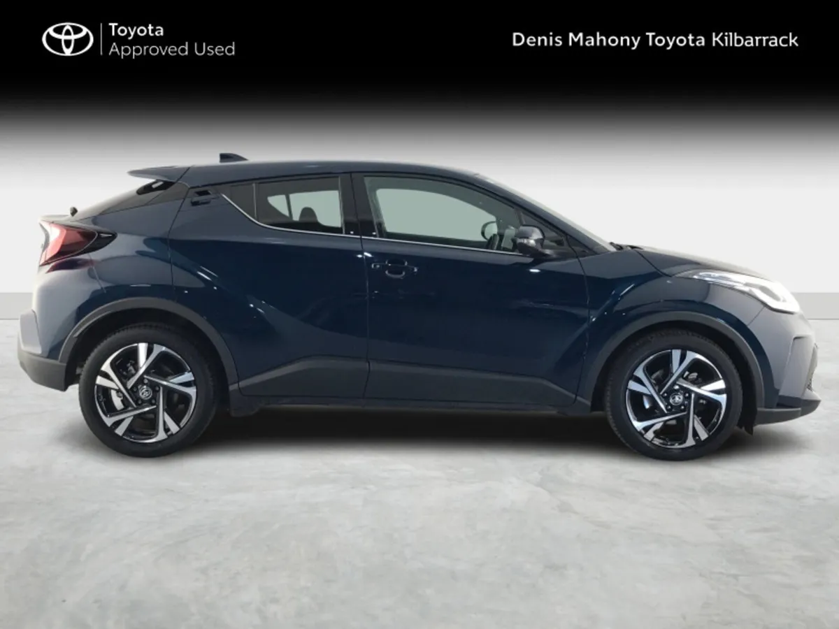 Toyota C-HR HYBRID SPORT - Image 3