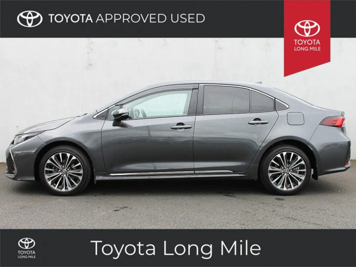 Toyota Corolla 1.8 Hybrid Luna Sport 4dr - Image 3