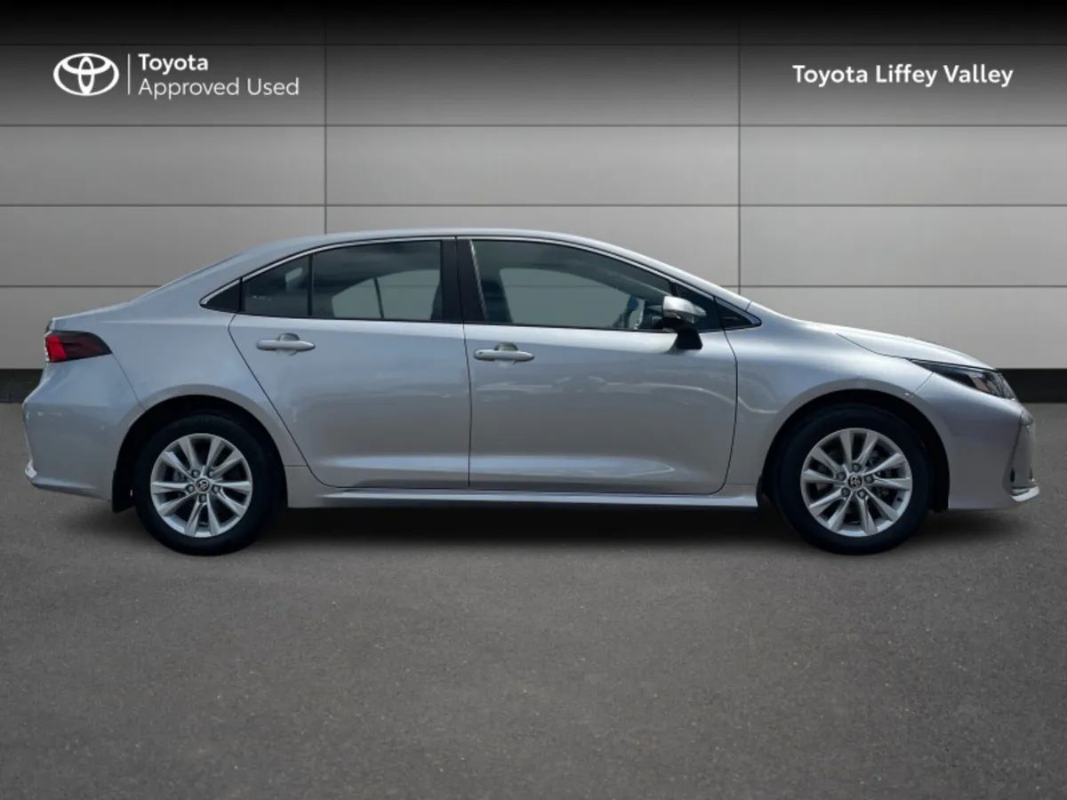 Toyota Corolla LUNA SALOON 4DR AUTO - Image 3