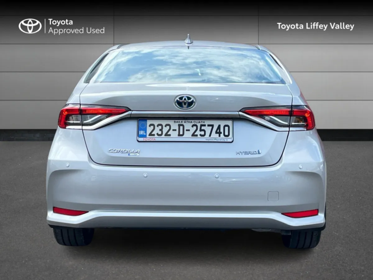 Toyota Corolla LUNA SALOON 4DR AUTO - Image 4