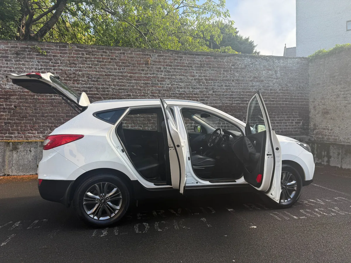 Stunning ix35. New: NCT, Clutch, Battery, Valet. - Image 1