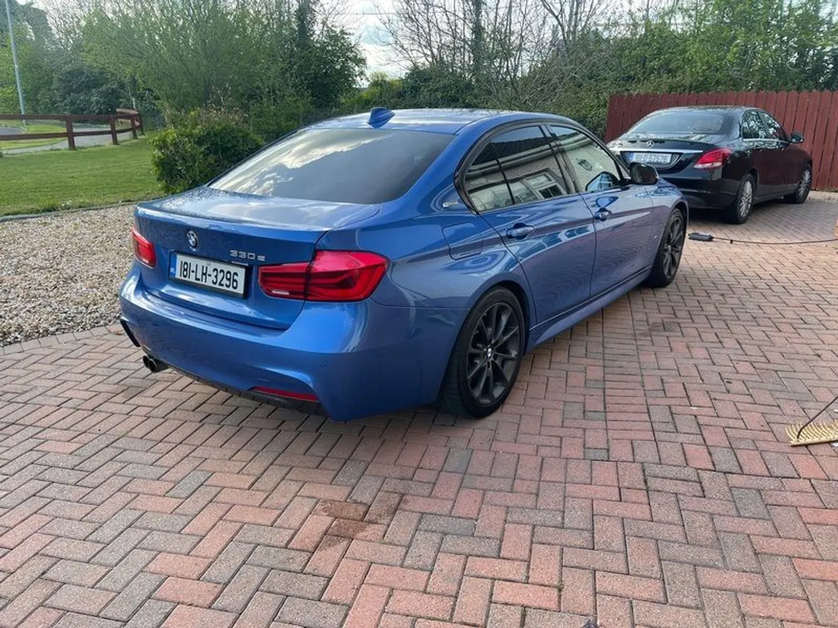 2018 Bmw 330e - Image 3