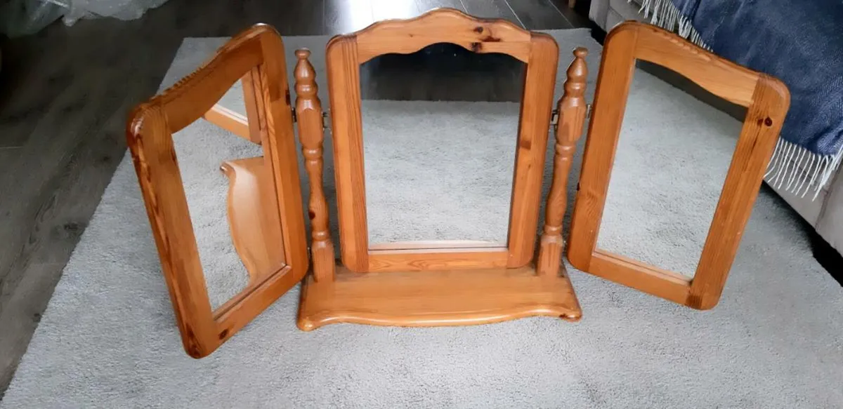 Vanity Mirror