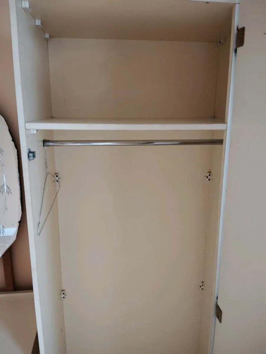 Wardrobe. - Image 4