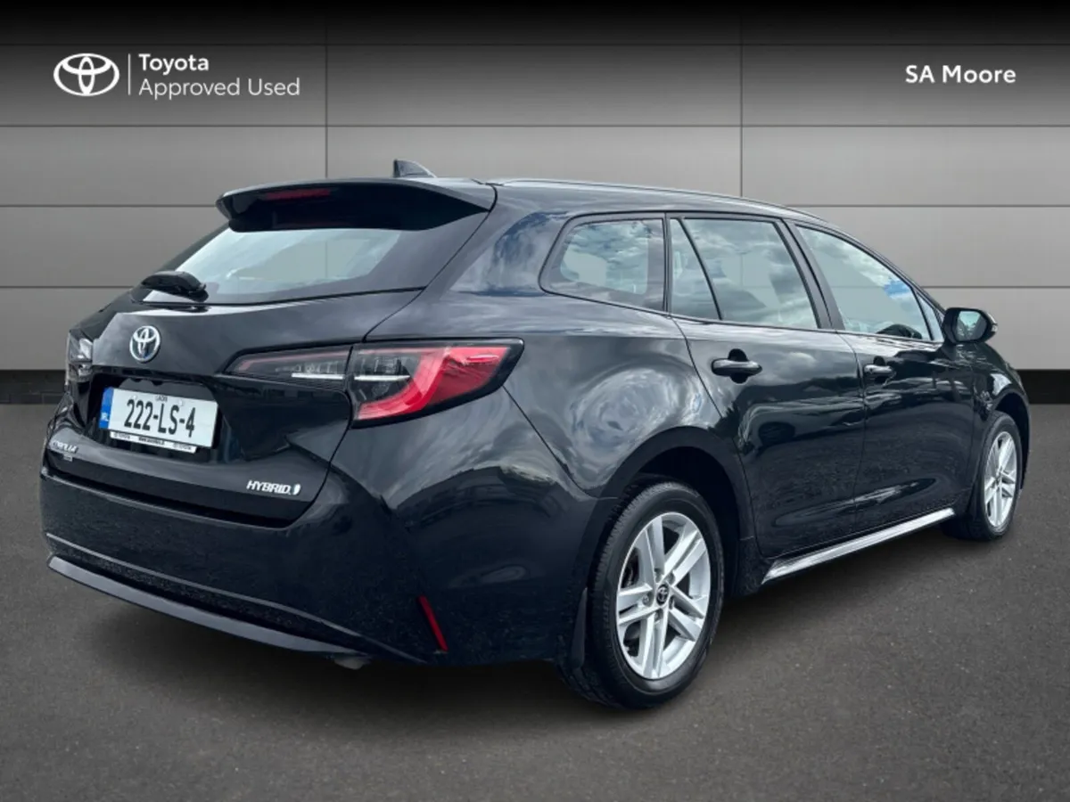 Toyota Corolla ESTATE - LUNA TOURING SPORT - Image 2