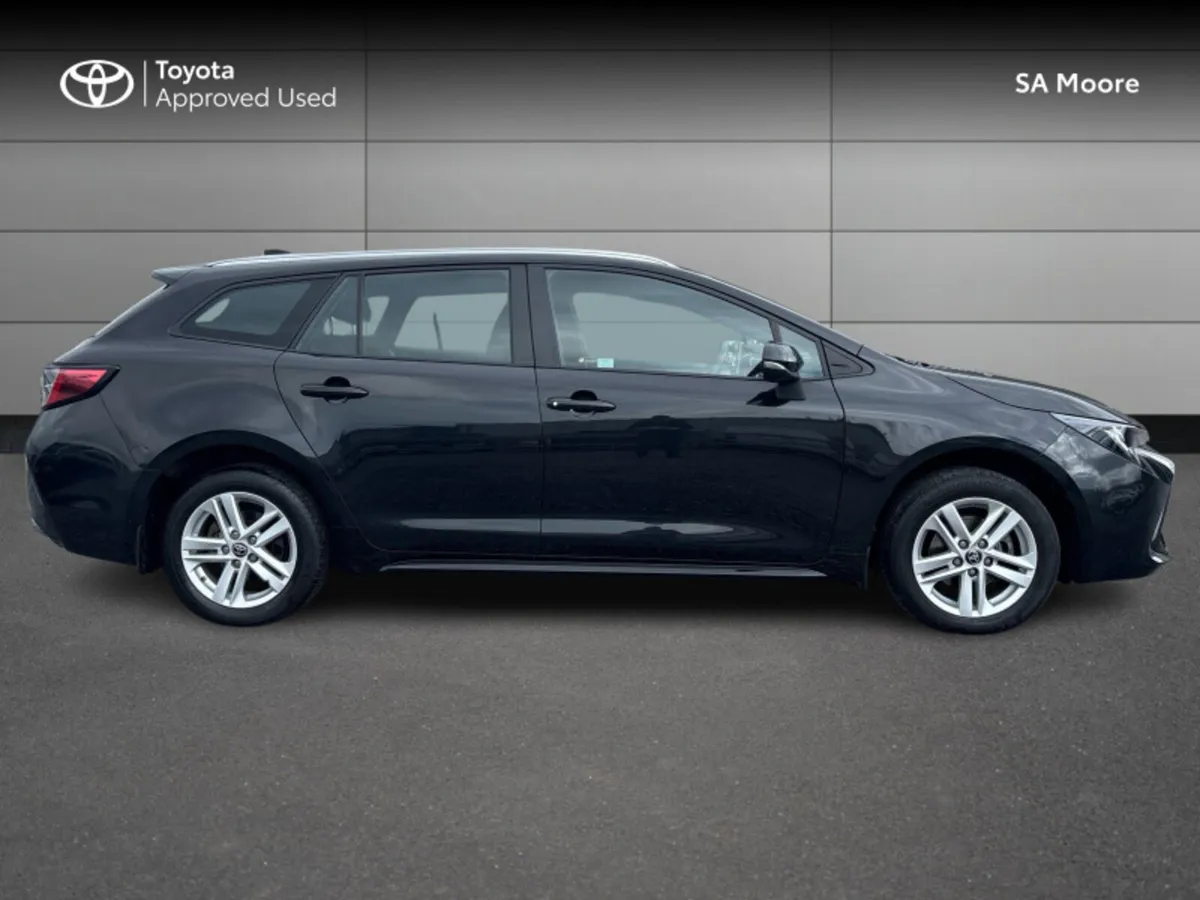 Toyota Corolla ESTATE - LUNA TOURING SPORT - Image 3