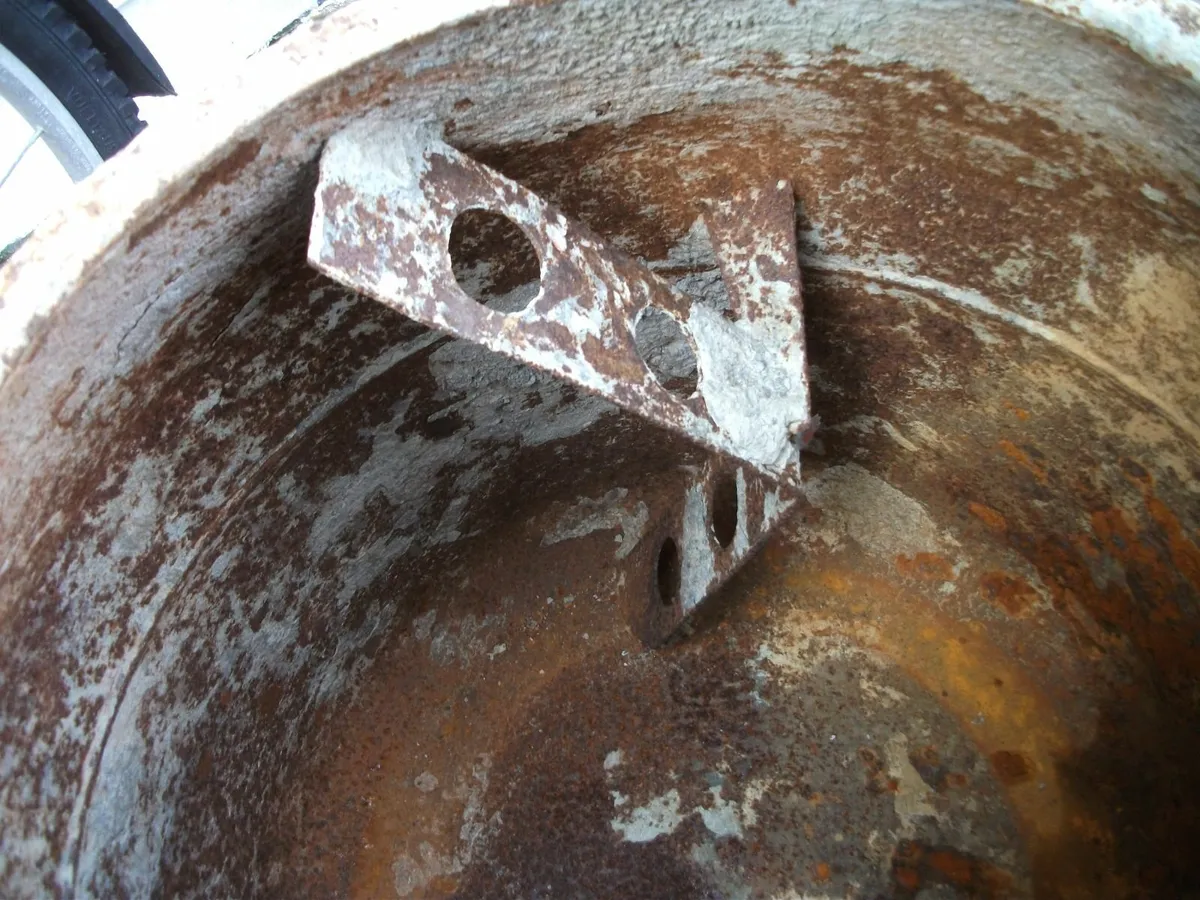 Belle cement mixer drum - Image 3