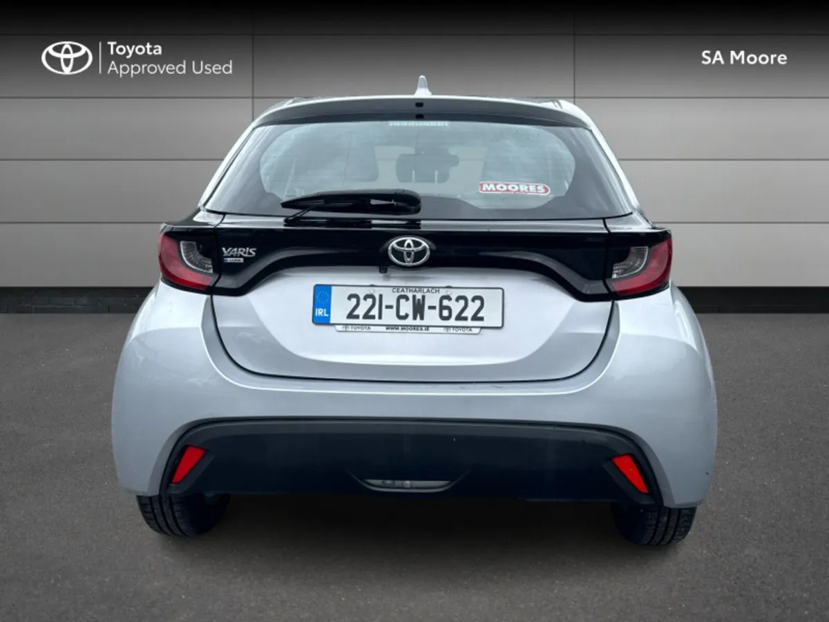 Toyota Yaris 1.0 LUNA 4DR - Image 4