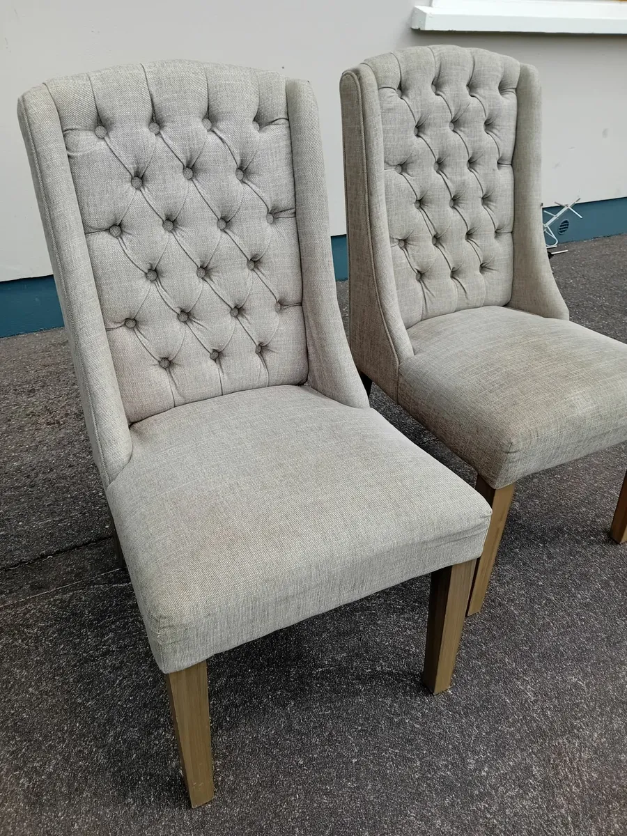 Kitchen chairs and counter stools - Image 3