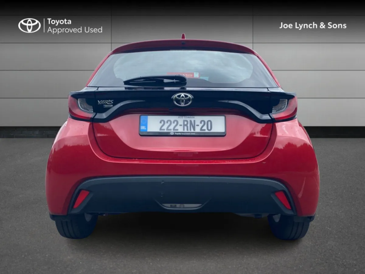 Toyota Yaris YARIS 1.0 LUNA - Image 4