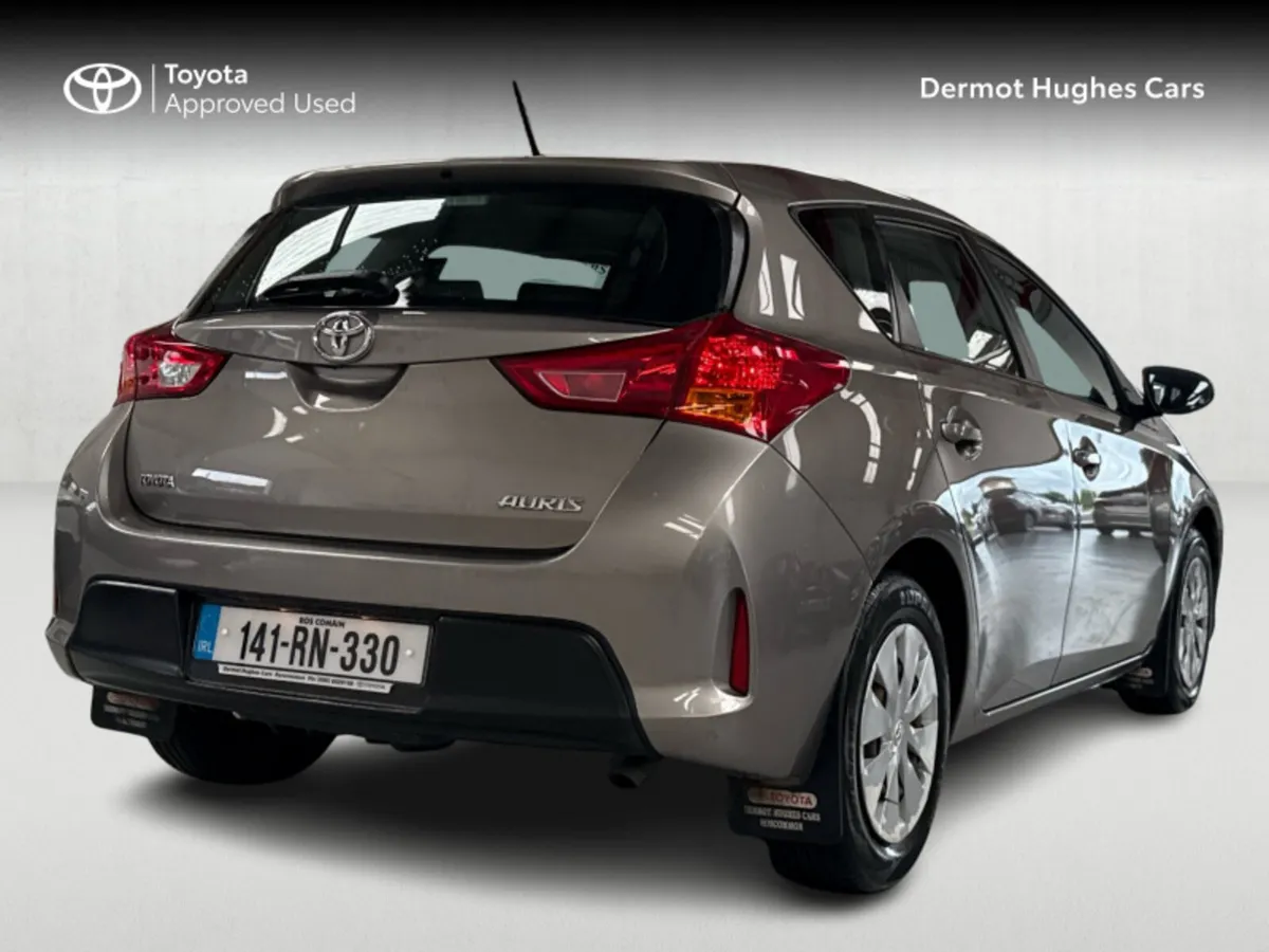 Toyota Auris AURIS 1.4D4D TERRA 5DR NG - Image 2