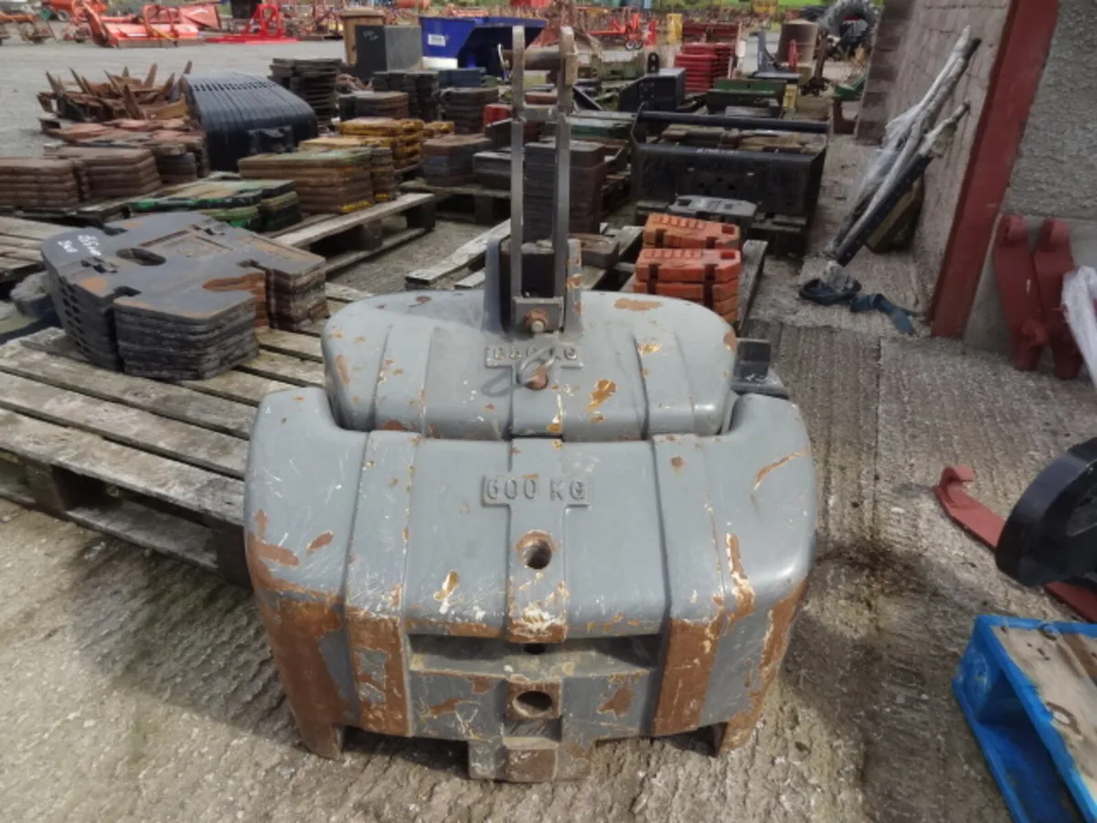 Agco Weight 1450kg 3 Point linkage Carrier - Image 2