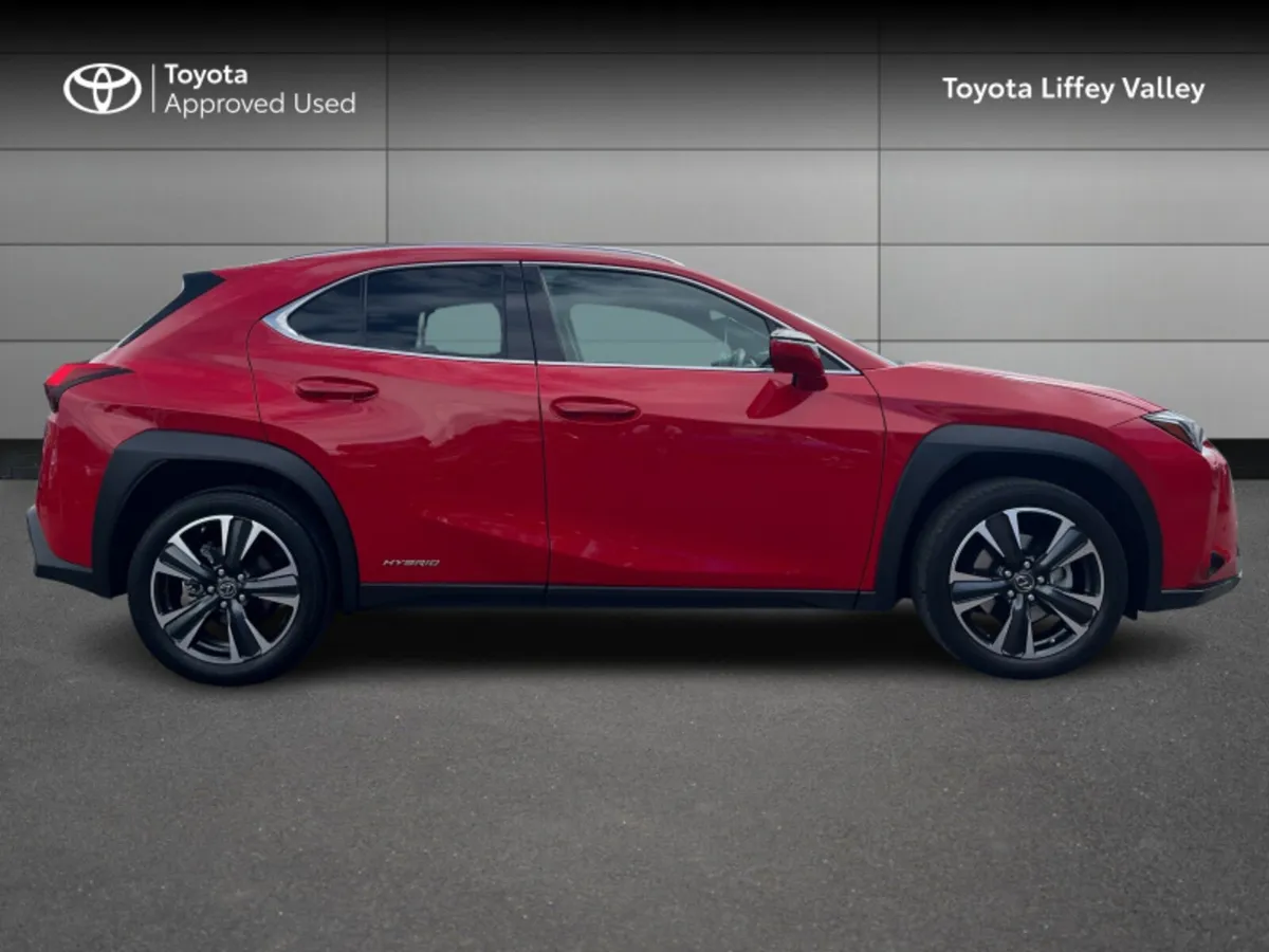 Lexus UX DYNAMICS 4DR AUTO - Image 3