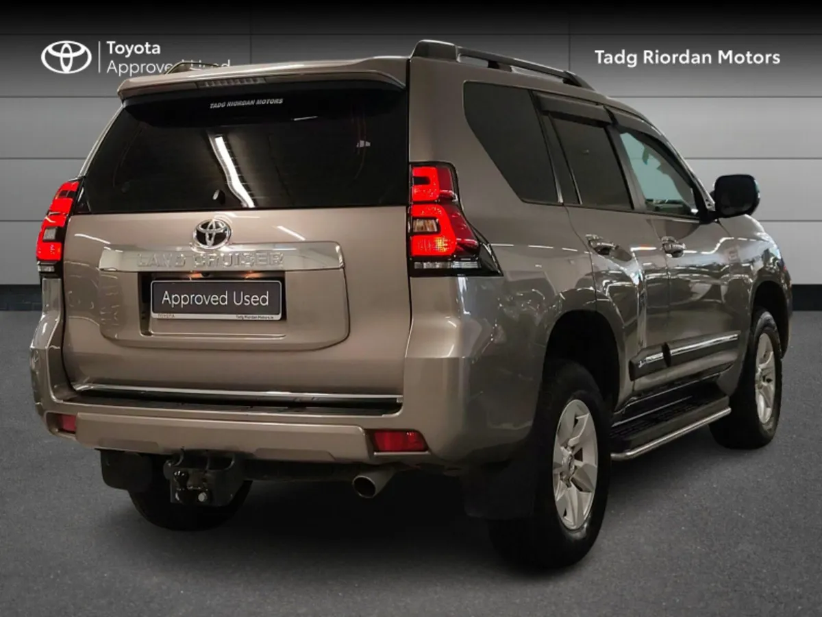 Toyota Land Cruiser LWB COMMERCIAL AUTO 4DR - Image 2