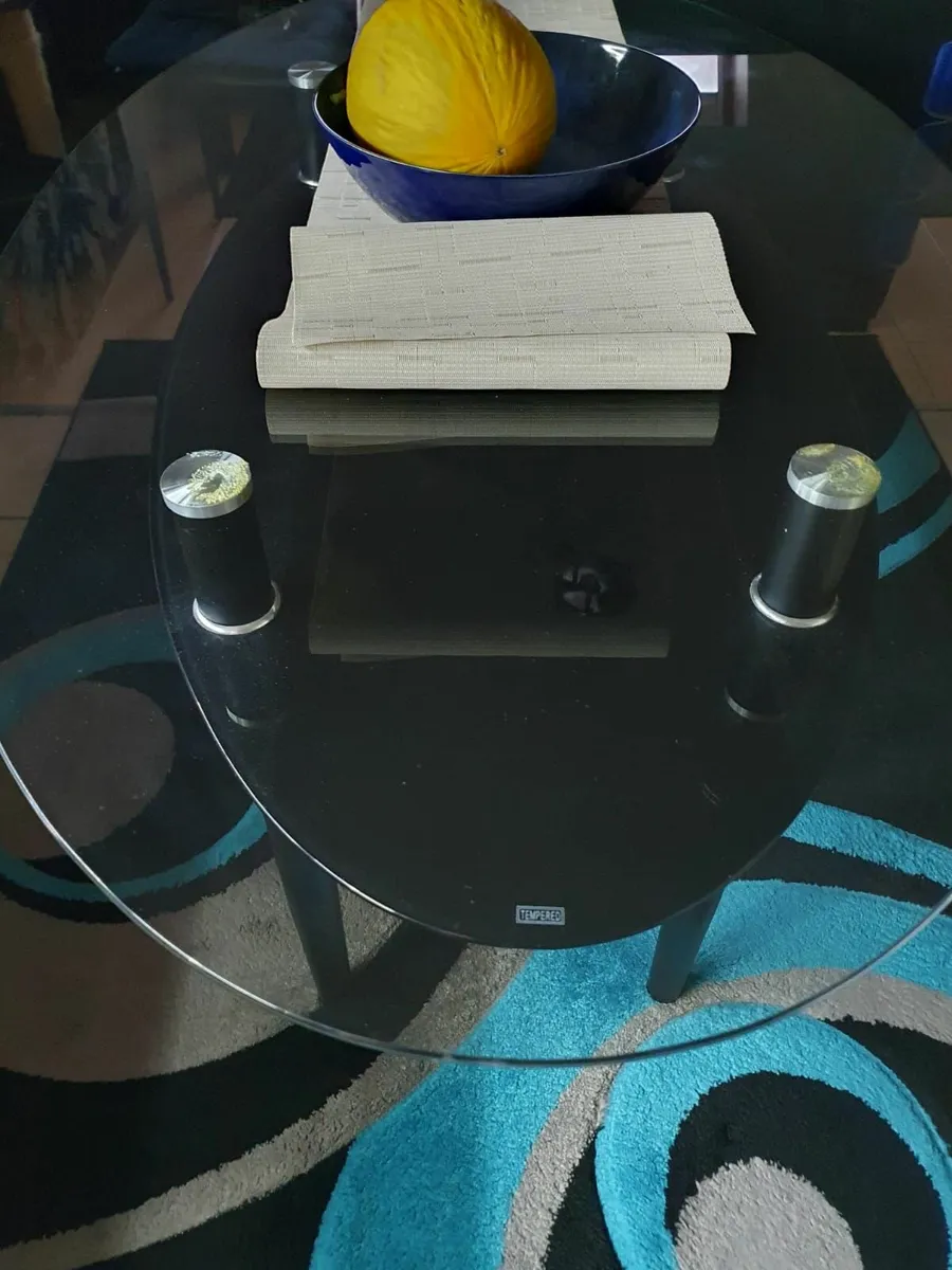 Dininng Table Oval - Image 4