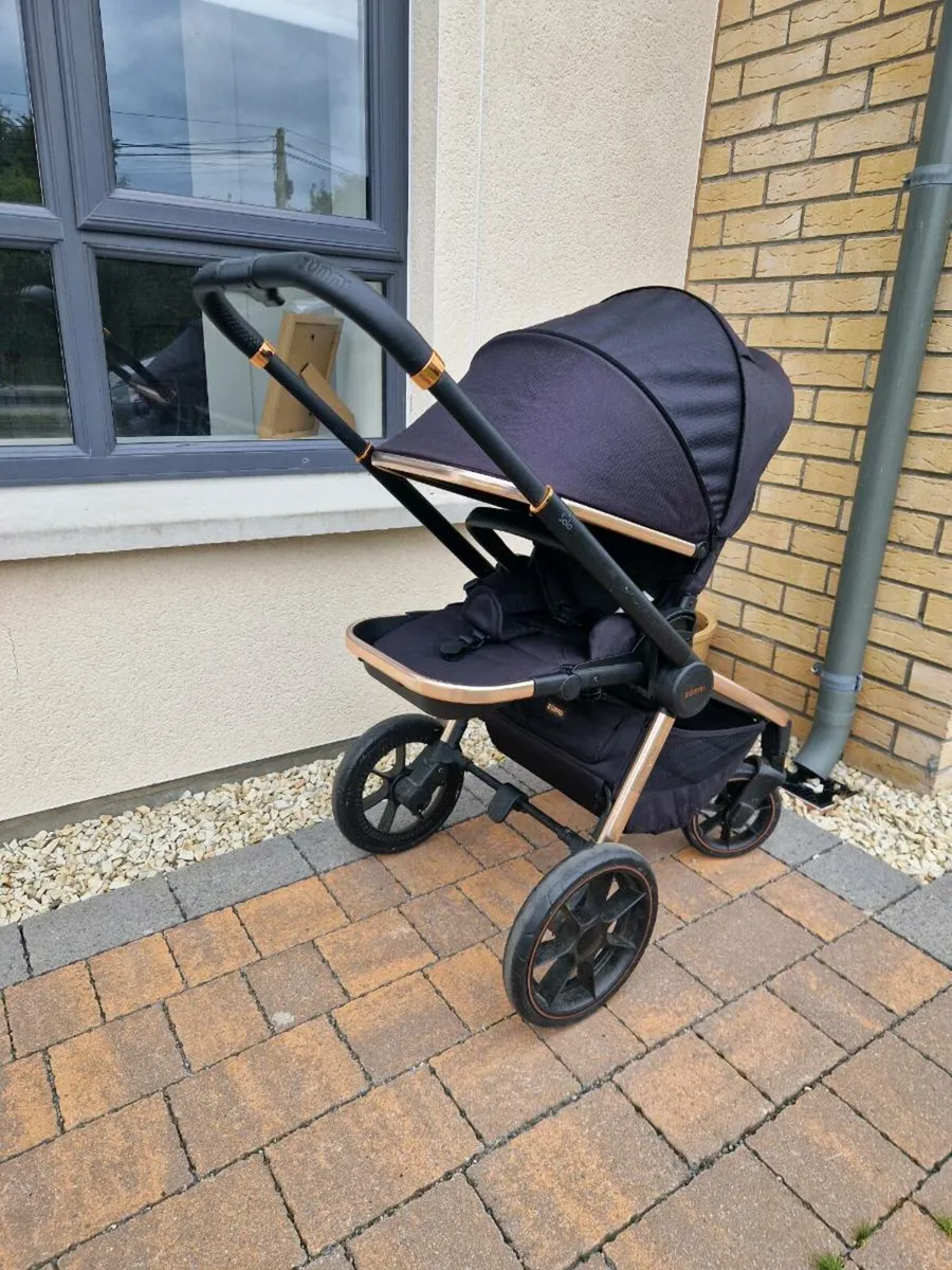 buggy mint condition. - Image 1