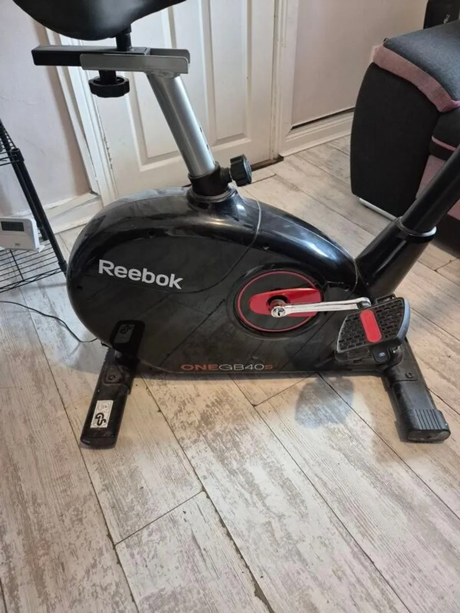 Reebok one GB40 s  exercises bike - Image 2