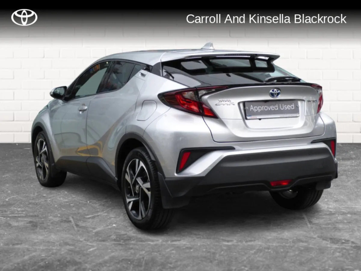 Toyota C-HR Hybrid Sport - Image 2