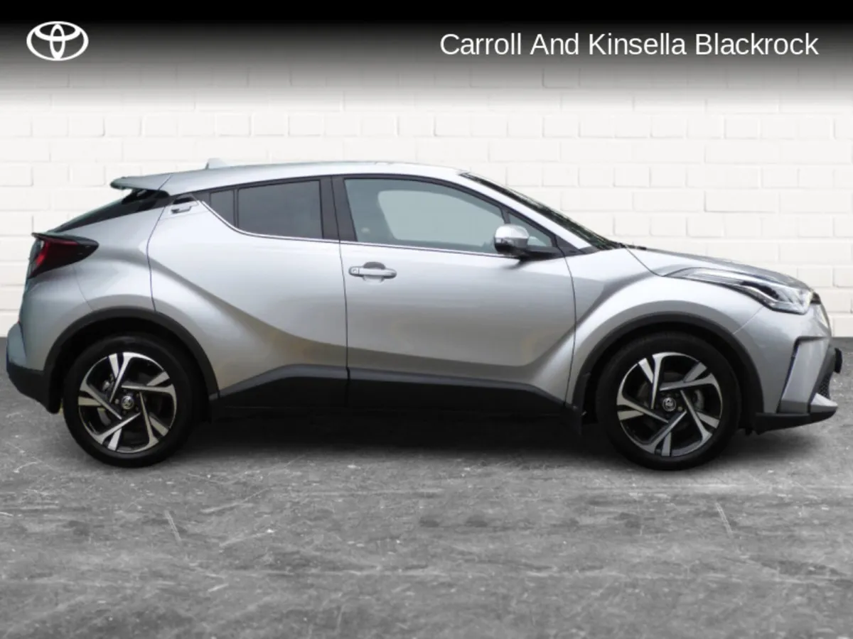 Toyota C-HR Hybrid Sport - Image 3