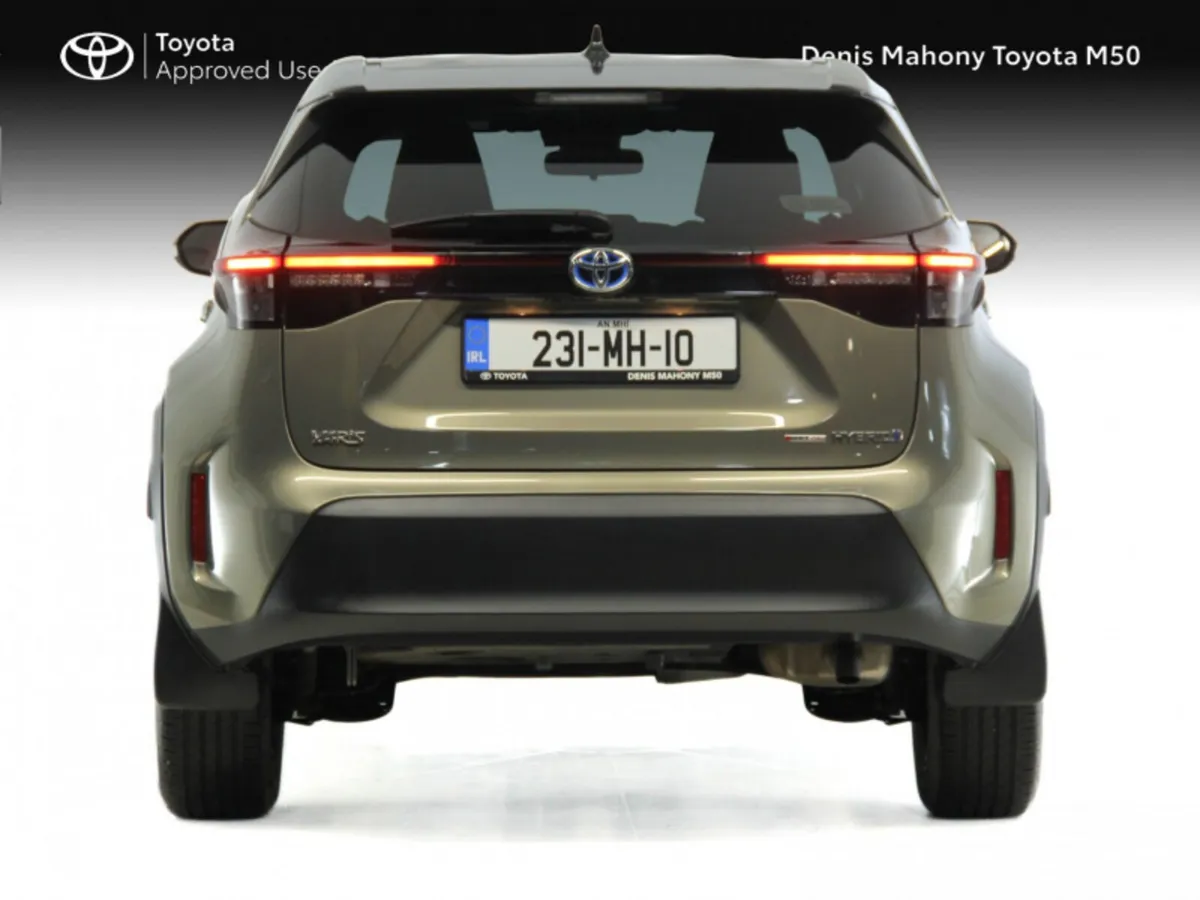 Toyota Yaris Cross Luna Sport Hybrid Auto - Image 4