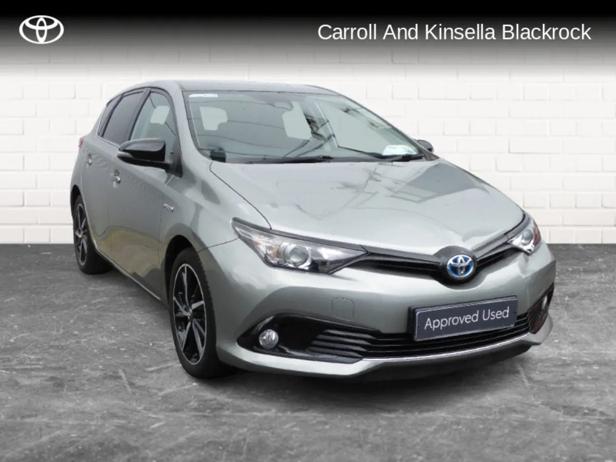 Toyota Auris Hybrid Luna Sport - Image 1
