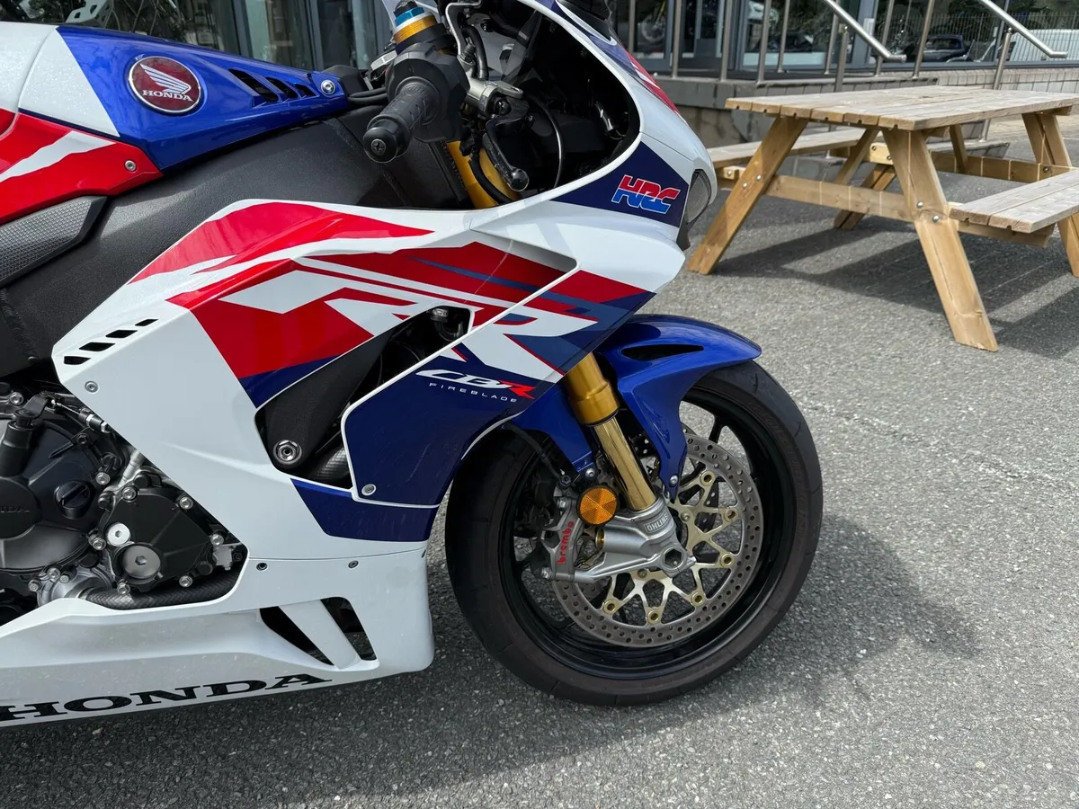 2022 Honda CBR1000RR SP 30th Anniversary - Image 2