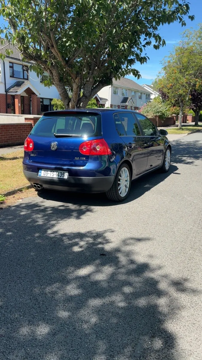 VW Golf Mk5 GT 2.0 TDI (167BHP) Heated leathers - Image 4