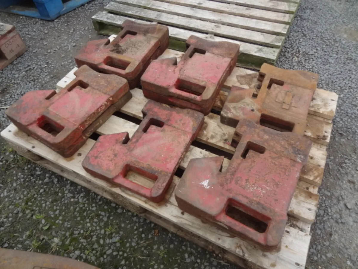 Case International IH Tractor Suitcase Weights - Image 3