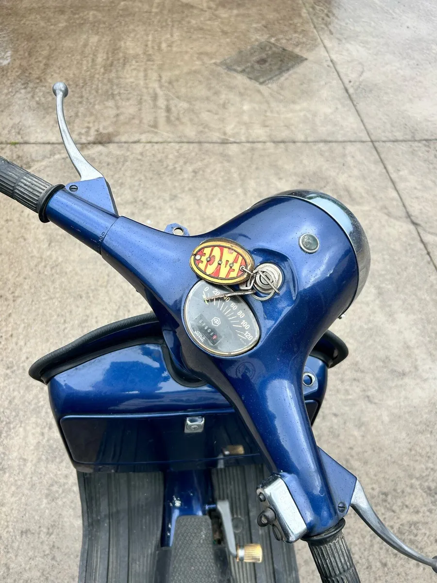 1966 Vespa Sprint - Image 3