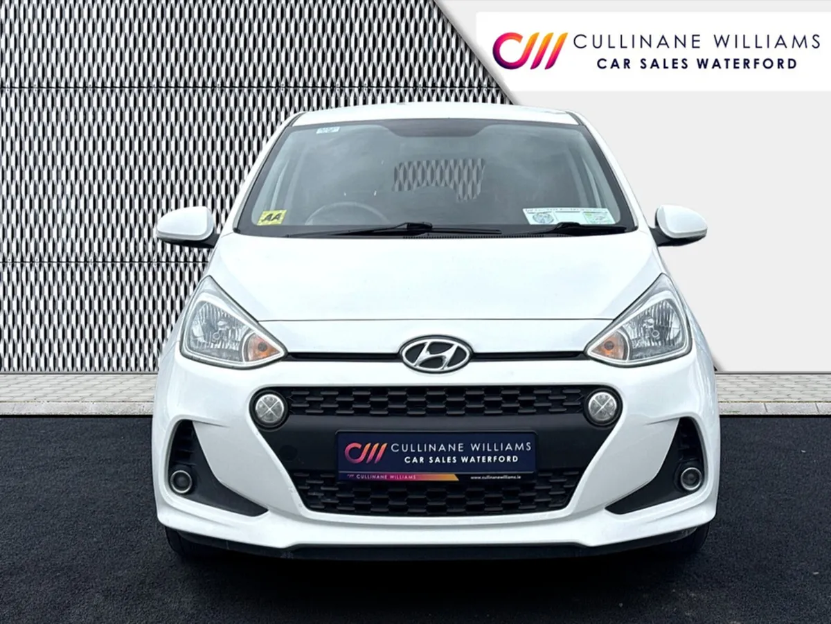 Hyundai i10 2018 DELUXE 1.0 5DR €49 P/W WITH NO CA - Image 3