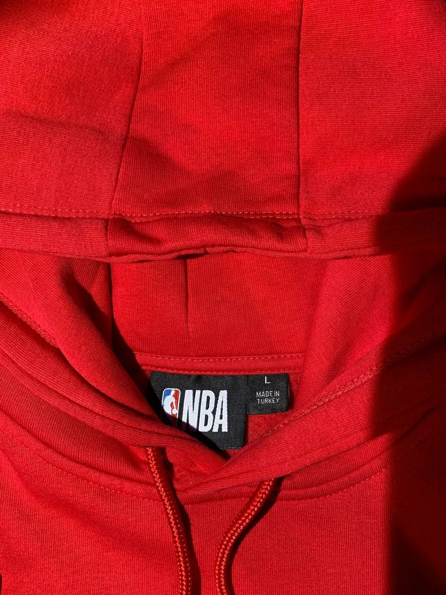 Chicago Bulls Hoodie - Image 3