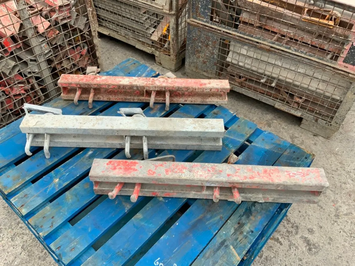 PERI SHUTTERING PANS / FORMWORK WALERS. - Image 2