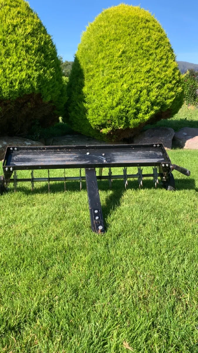 Lawn Scarafier/Lawn Aerator & Lawn Trailer barrow - Image 2