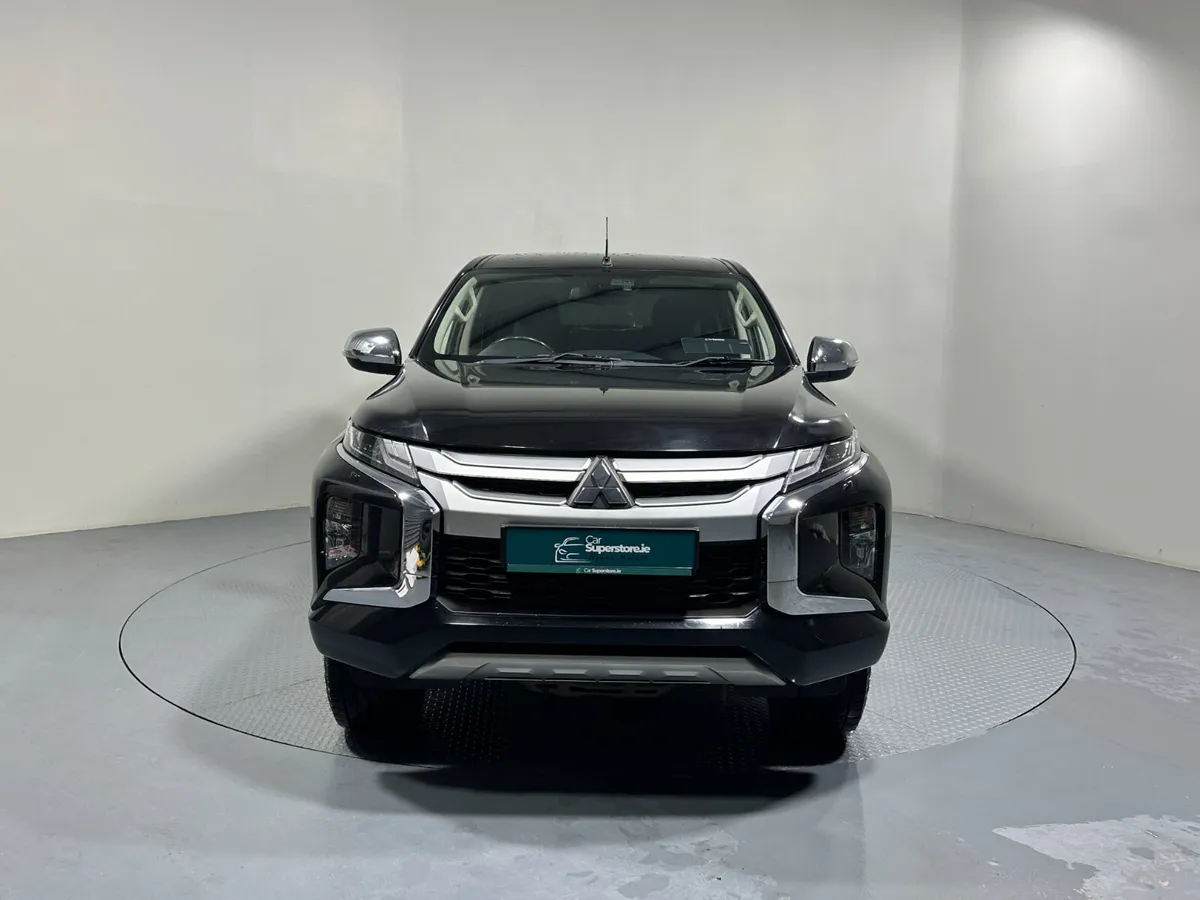 Mitsubishi L200 Warrior 2.3 Diesel 202 - Image 3