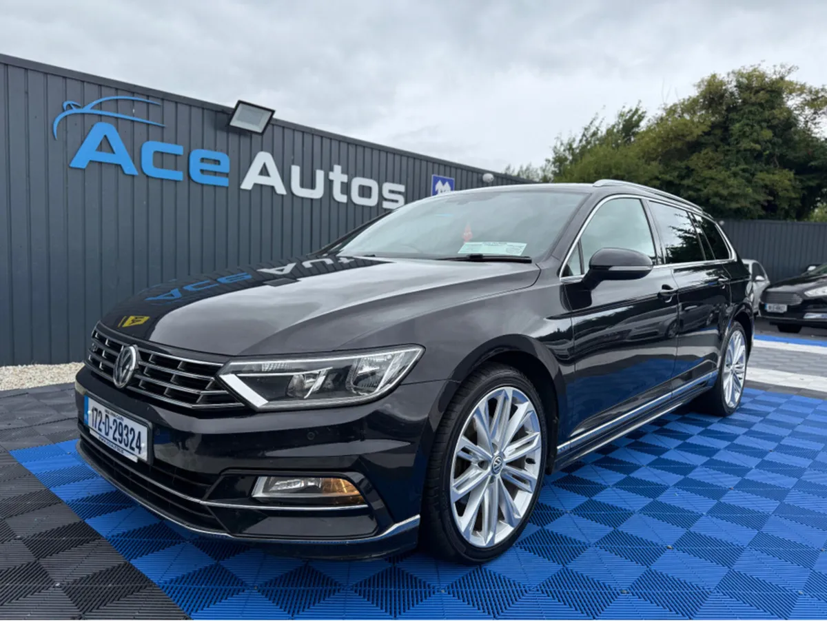 Volkswagen Passat R-LINE - 2.0 DIESEL - MANUAL - P - Image 2
