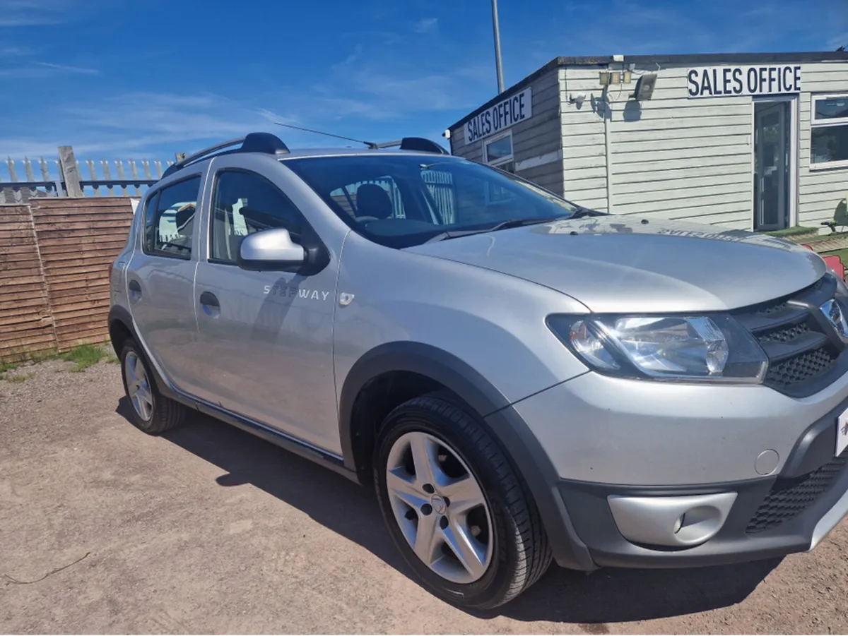 Dacia Sandero STEPWAY ALTERNATIVE 1. 1.5 DCI 90 - Image 2