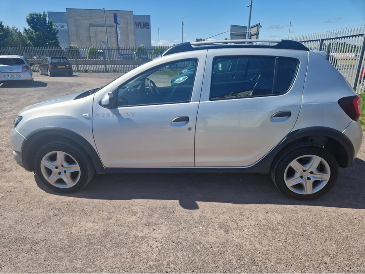 Dacia Sandero STEPWAY ALTERNATIVE 1. 1.5 DCI 90 - Image 4