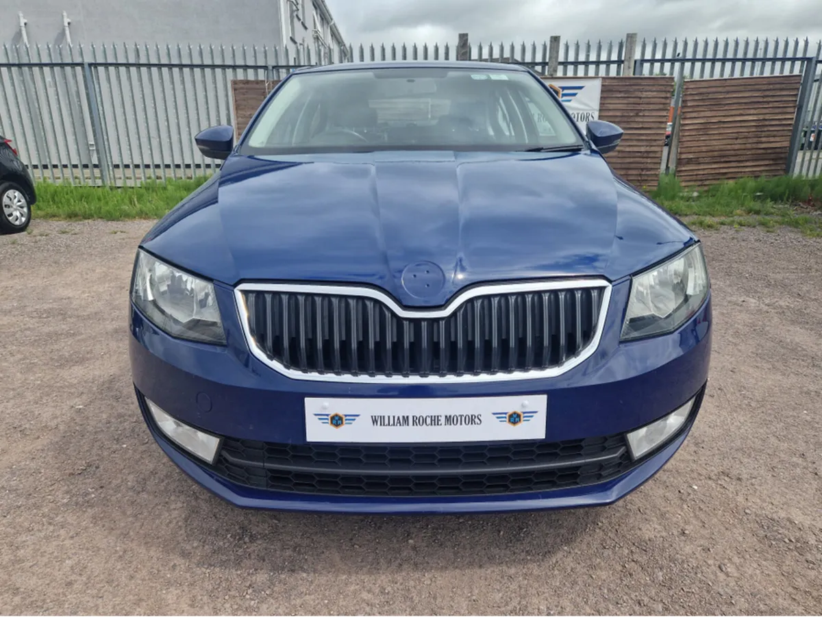 Skoda Octavia AMBITION 1.6 TDI 105HP 4DR - Image 4