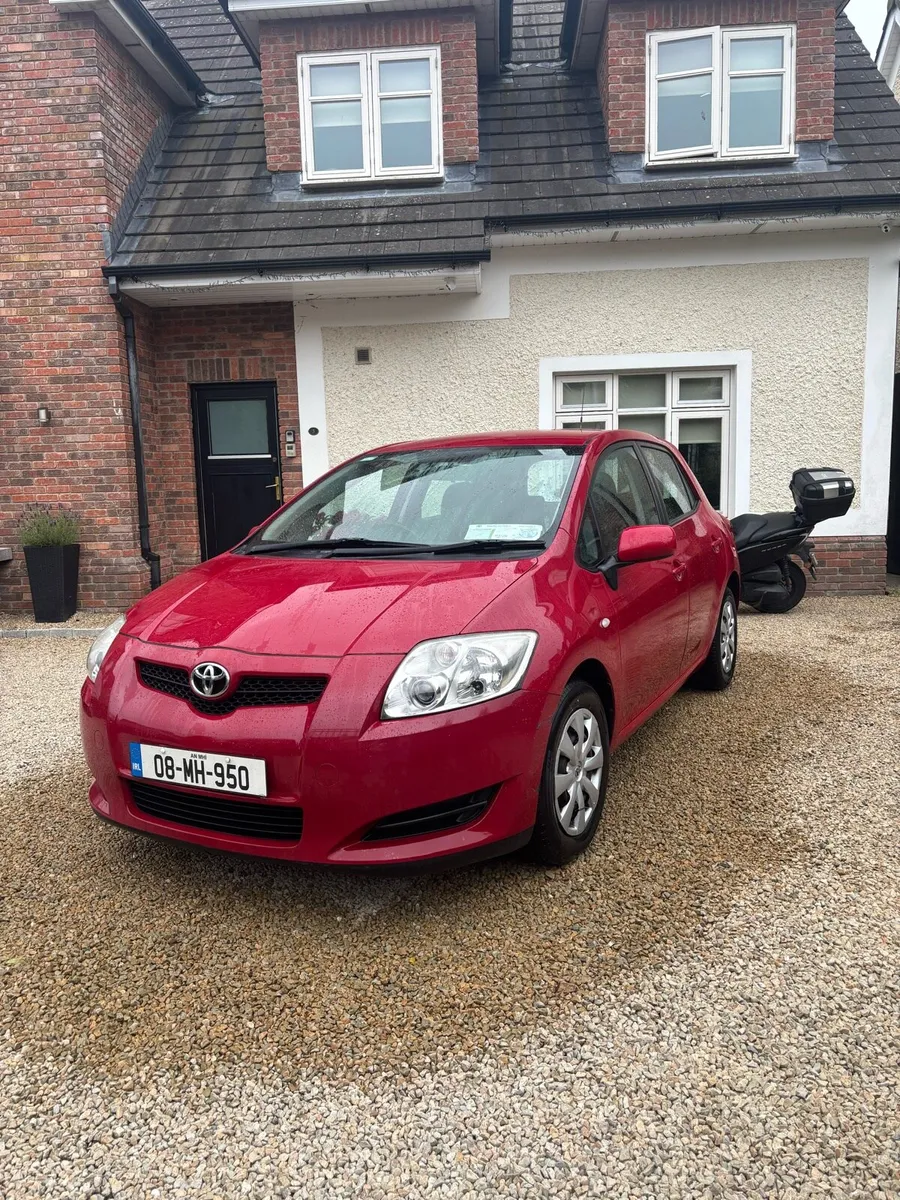 Toyota auris - Image 1