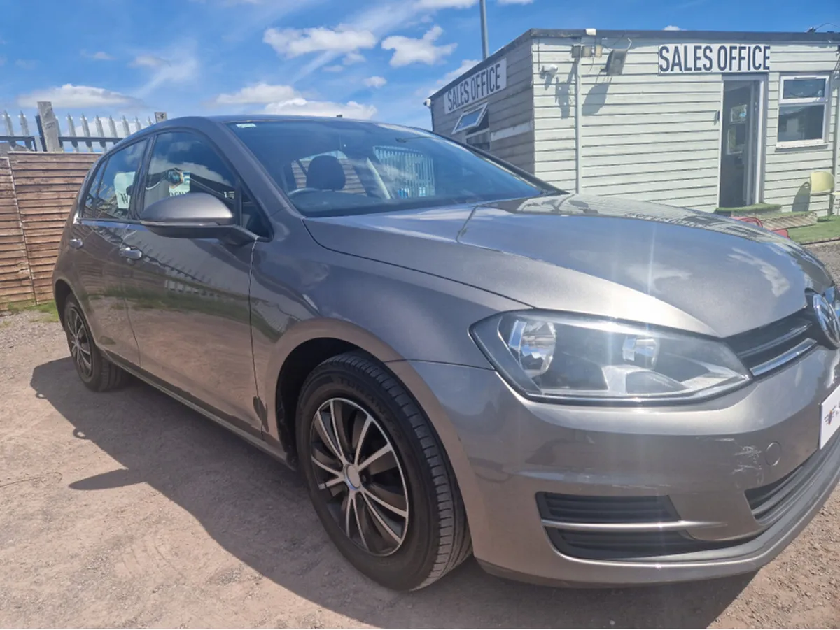 Volkswagen Golf 1.2 TSI S 105PS 5DR - Image 2