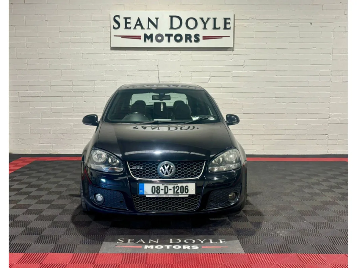 Volkswagen Golf 2.0 GTI 3DR 200BHP - Image 3