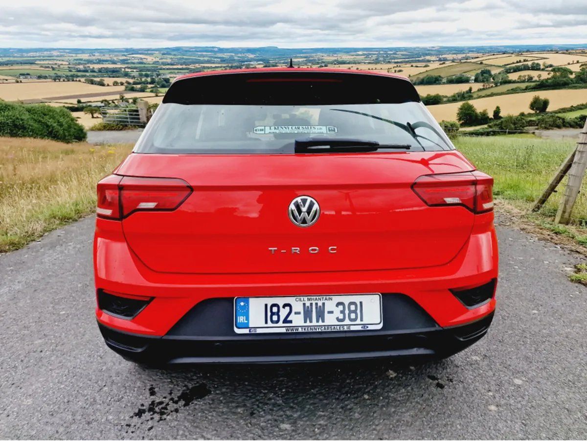 Volkswagen T-Roc 1.0 TSI MANUAL 6SPEED FWD 115HP 5 - Image 4
